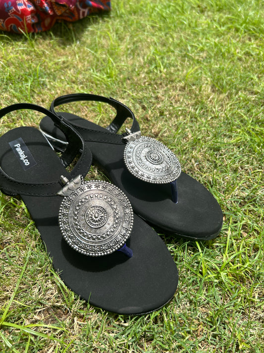 Sphinx Sandal (Black)