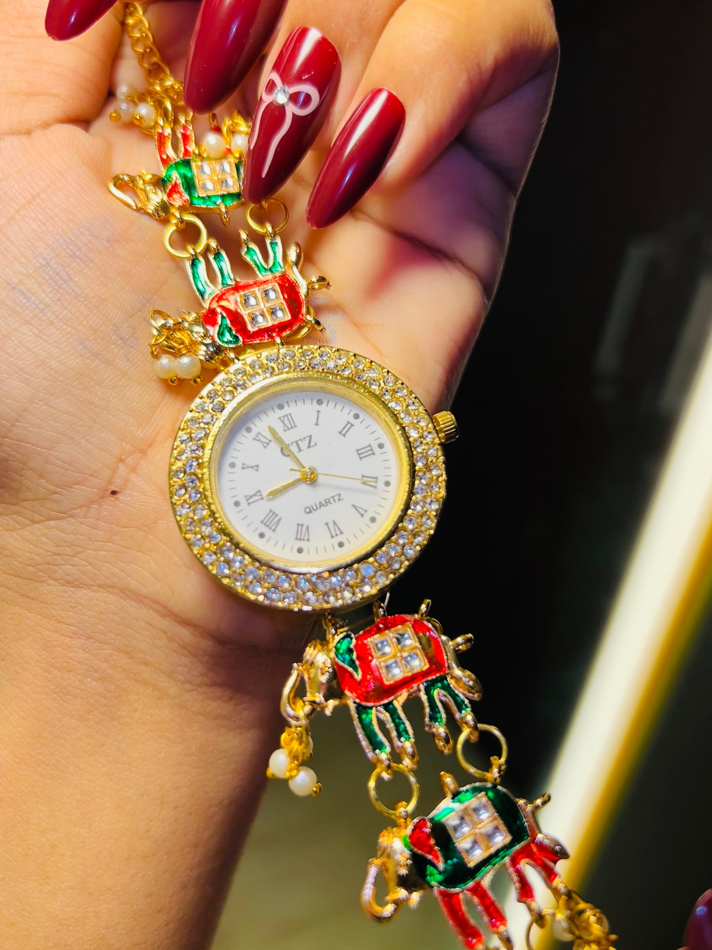 Kundan Watch With Latkan