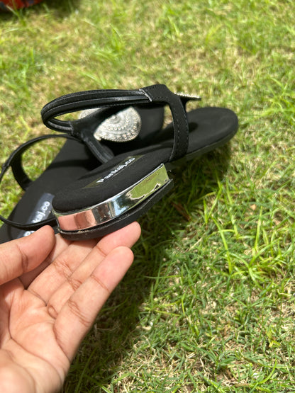 Sphinx Sandal (Black)