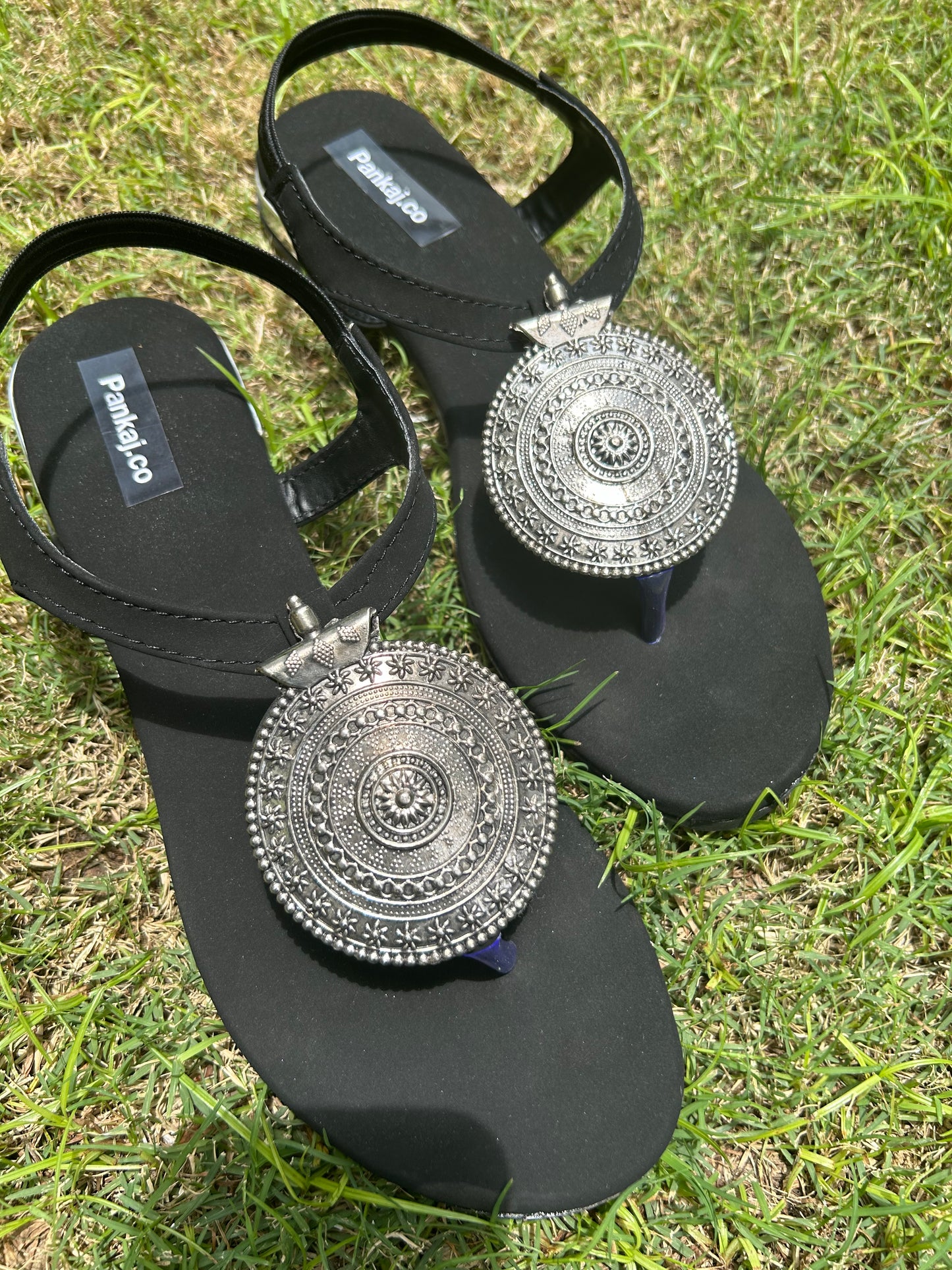 Sphinx Sandal (Black)