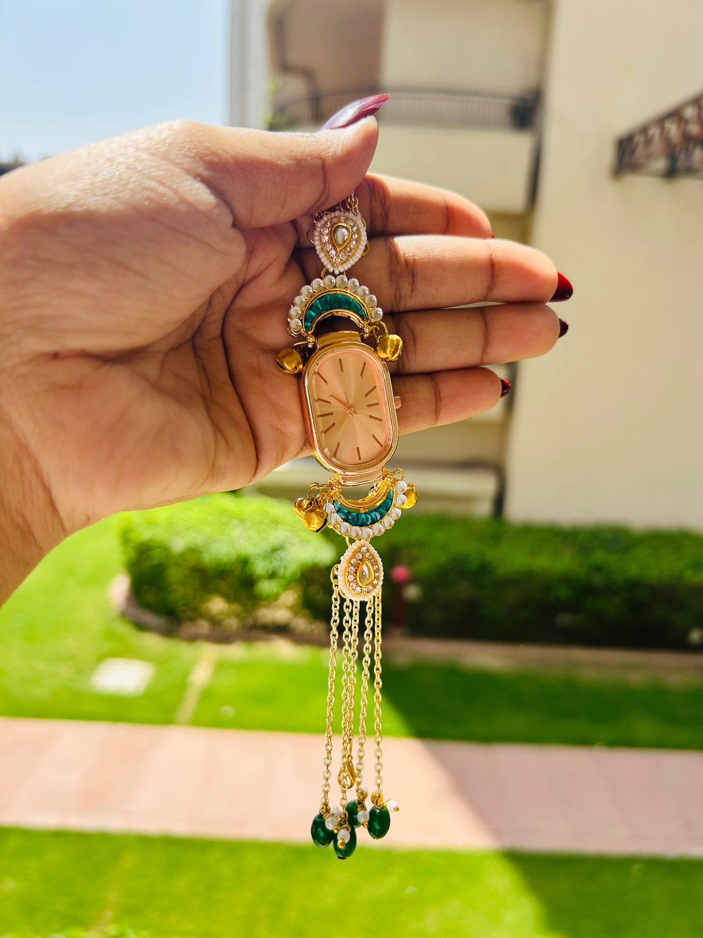 Mehreen Oval Green Timepiece