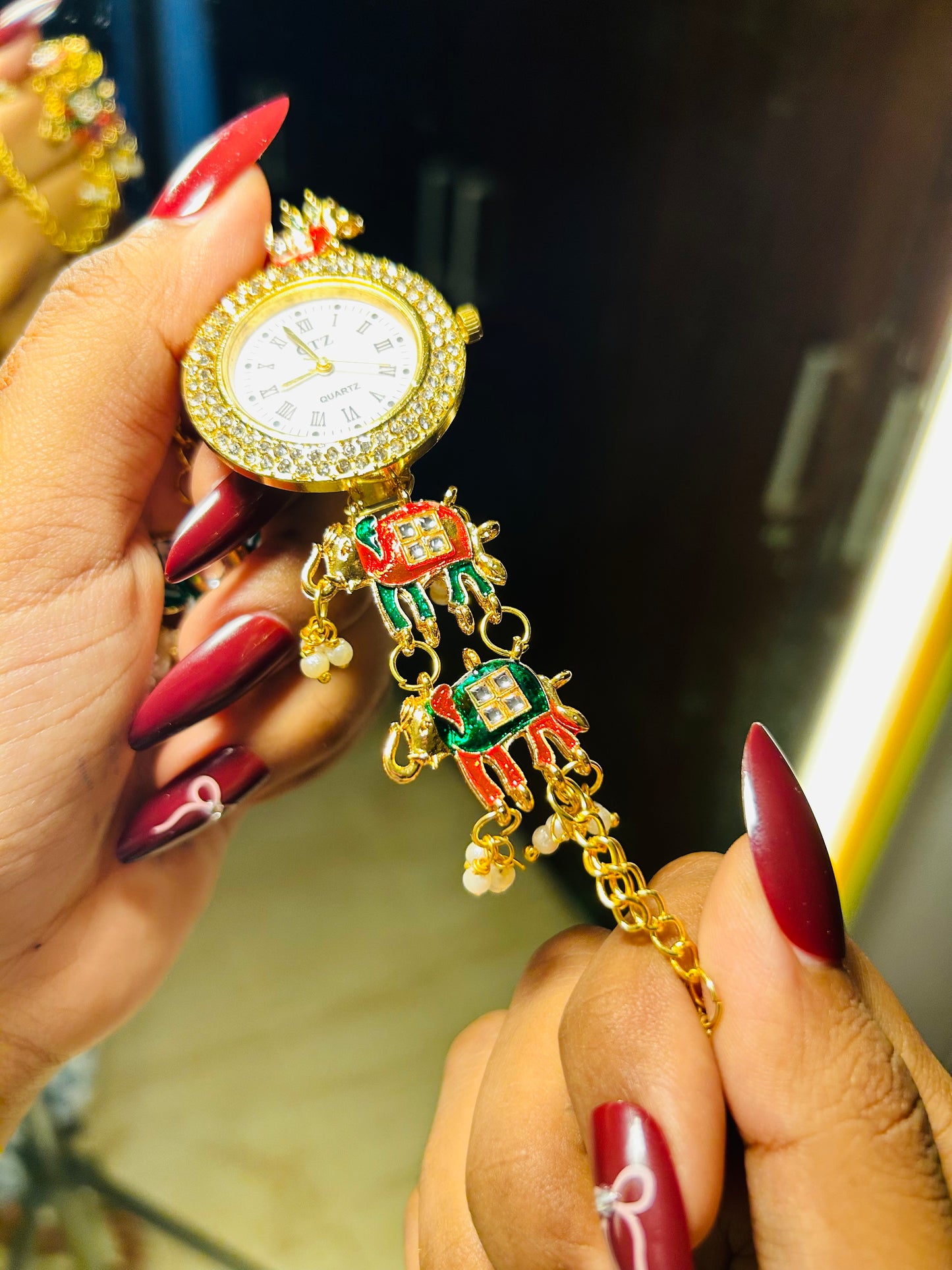 Kundan Watch With Latkan
